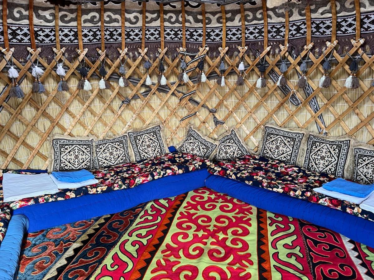Guest House And Yurt Camp "Aktan" Bokonbayevo Dış mekan fotoğraf