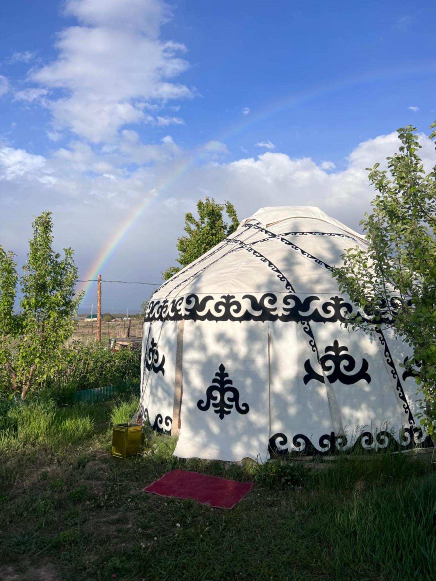 Guest House And Yurt Camp "Aktan" Bokonbayevo Dış mekan fotoğraf