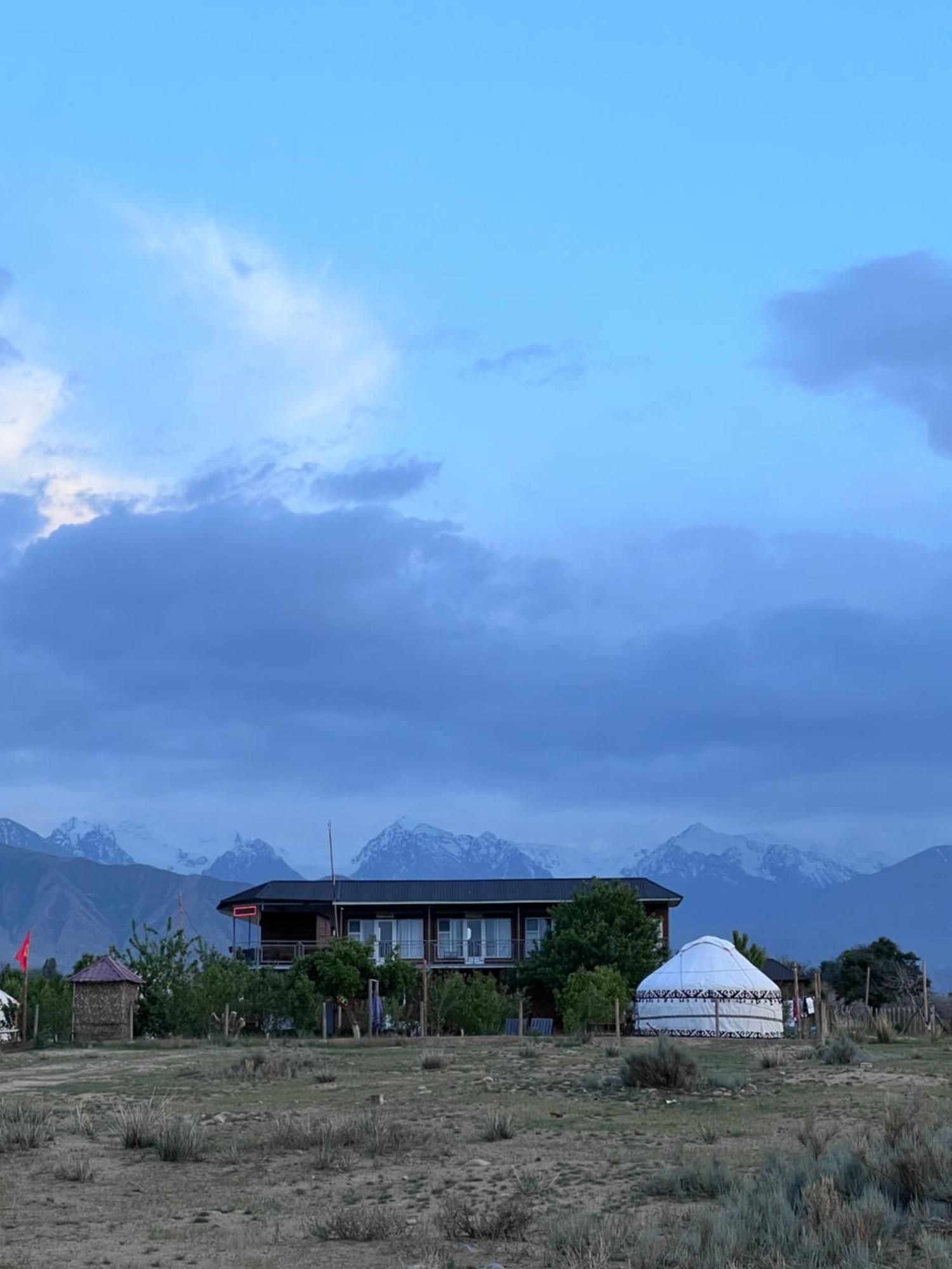 Guest House And Yurt Camp "Aktan" Bokonbayevo Dış mekan fotoğraf