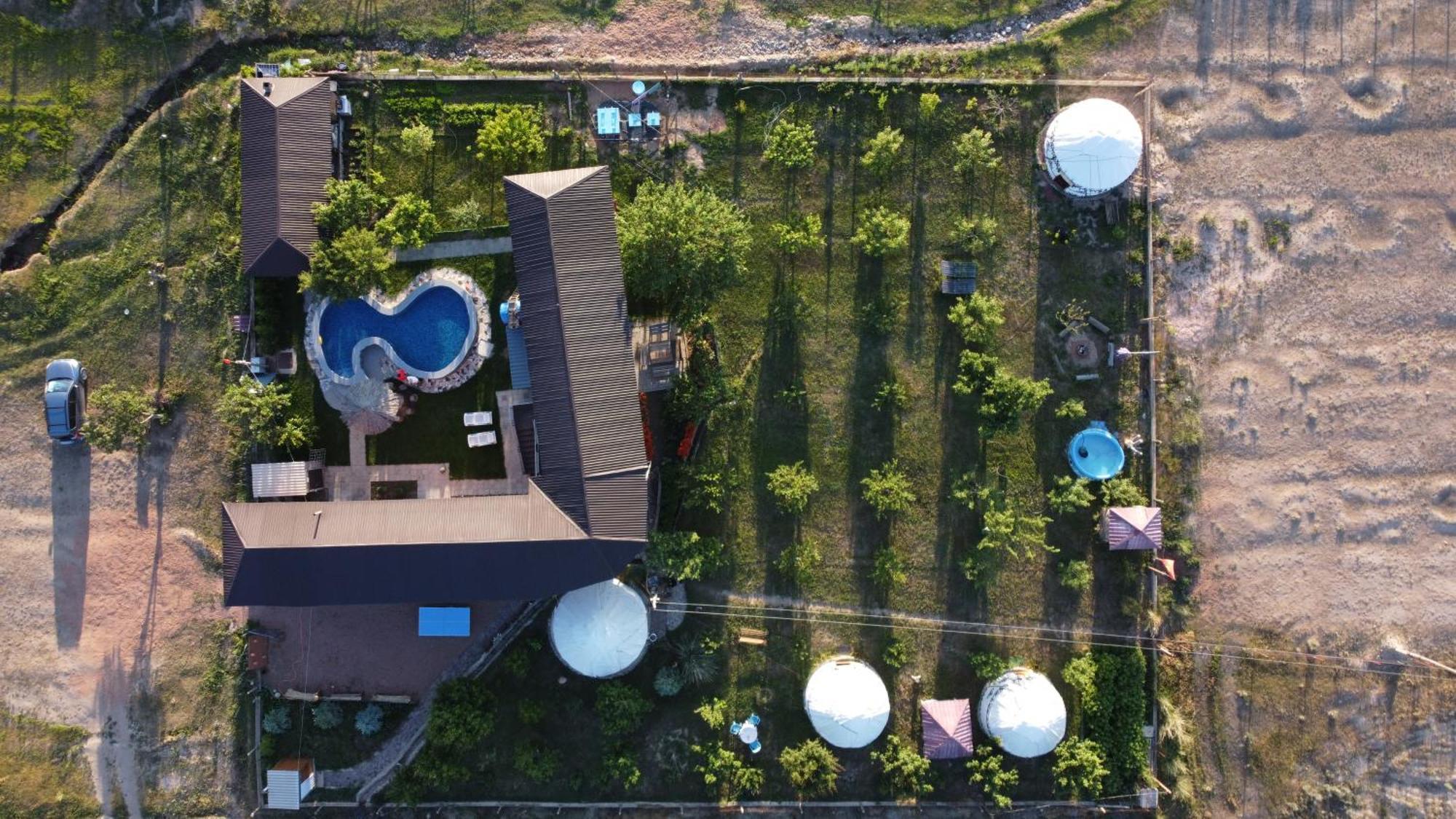 Guest House And Yurt Camp "Aktan" Bokonbayevo Dış mekan fotoğraf
